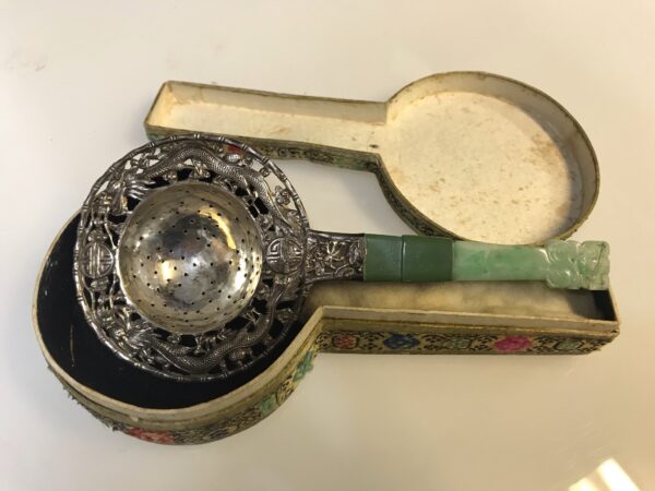 chinese-silver-tea-strainer