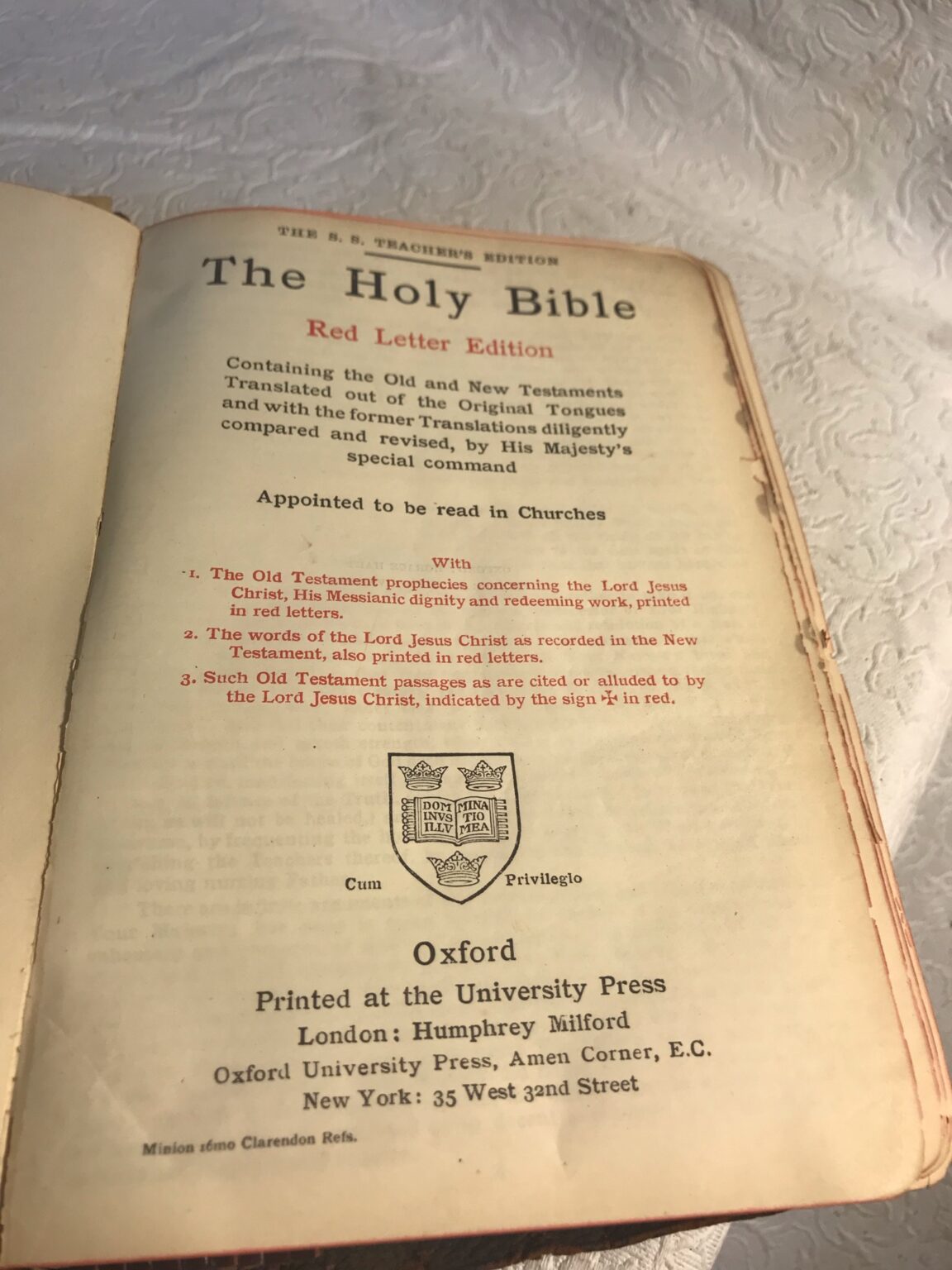 Holy Bible, leather bound The SS Teacher's Edition, Red Letter edition