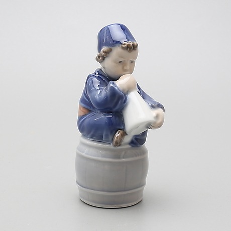 Royal Copenhagen Figurine Boy With Horn - 3689