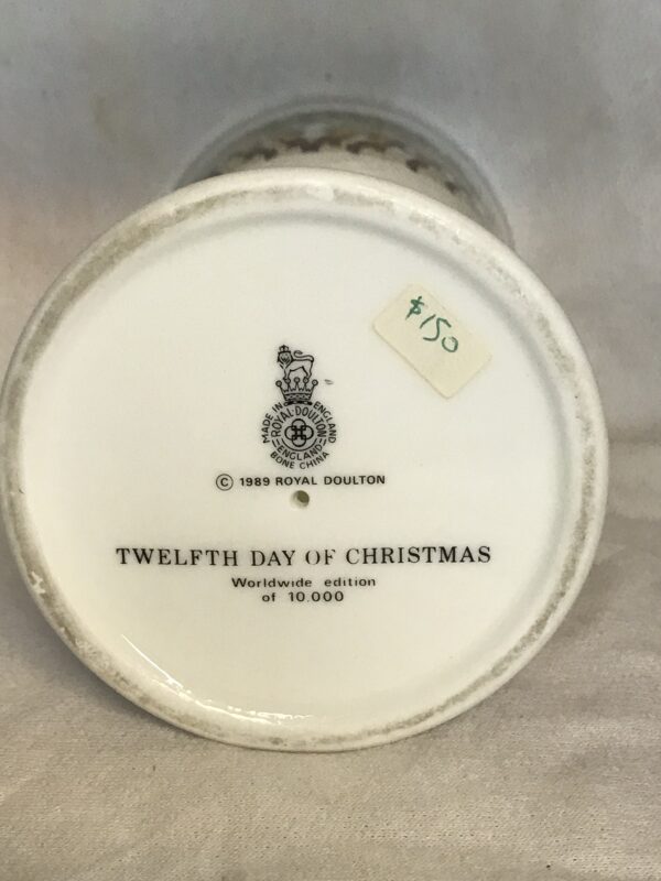 ROYAL DOULTON Goblet Twelve Days of Christmas 12 Lords-a-Leaping