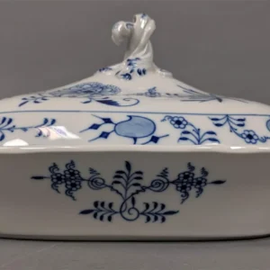 MEISSEN 2pc Blue Onion Covered Dish